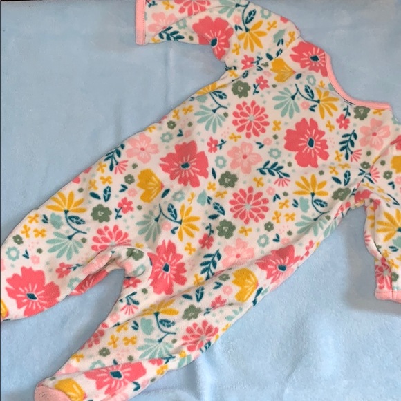 Carter’s sleeper - Picture 2 of 3